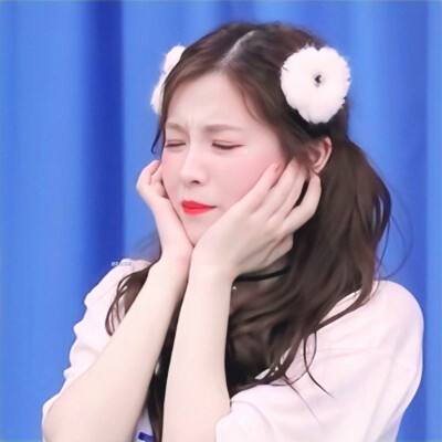 男子在非洲开“手机网吧” 生意火爆